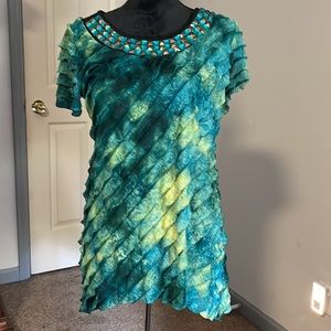 EUC Women’s Jeweled Neck Blouse size MEDIUM